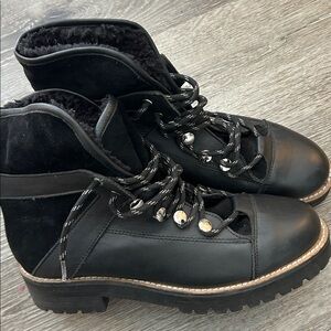 CAVERLEY New Black Leather lace up Women's Boots